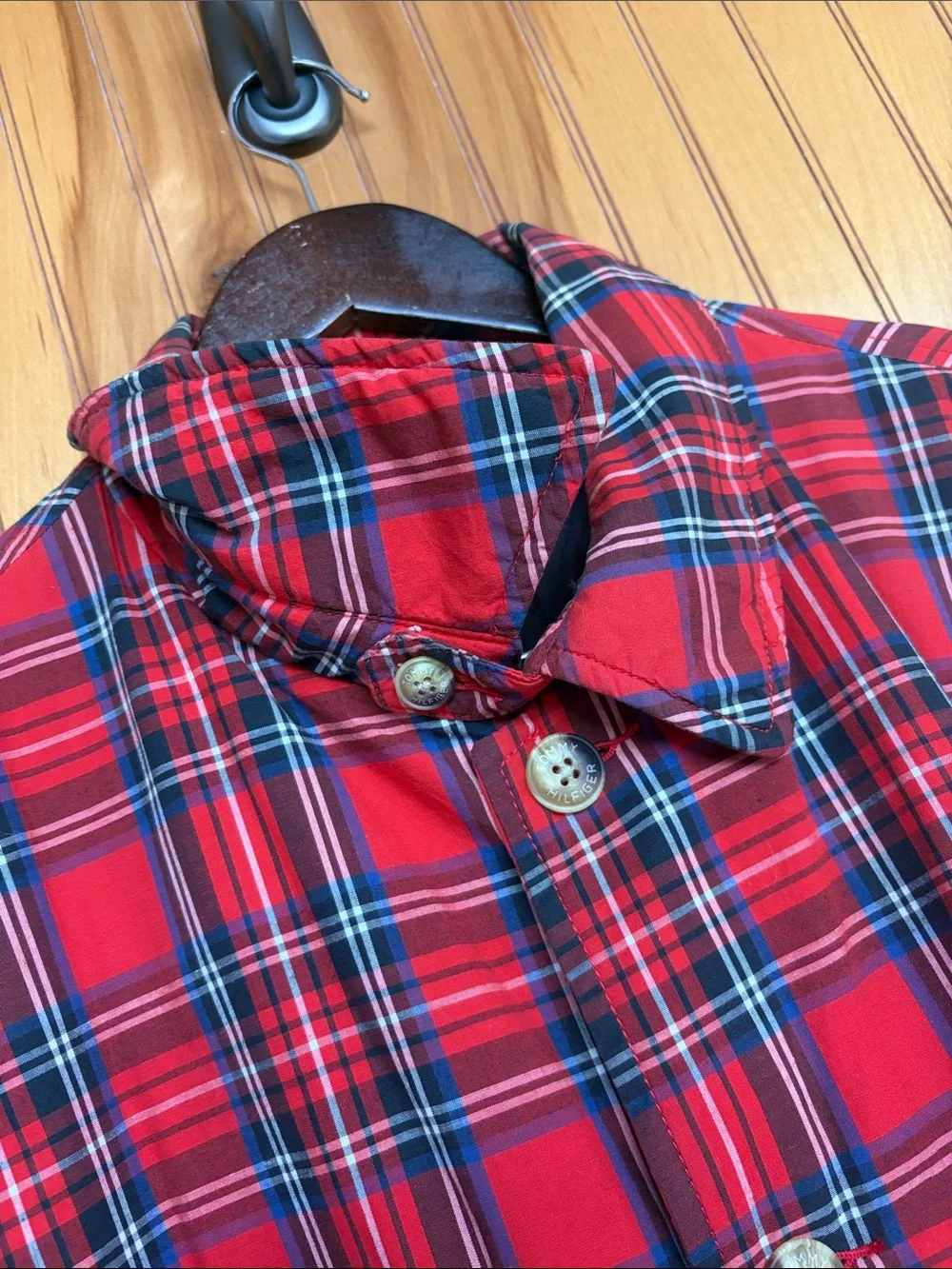 Tommy Hilfiger Men’s VTG 90s/Y2K Red Tartan Plaid Quilt-Lined Shirt Jacket. L/G
